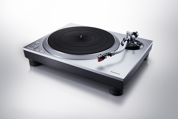 [월간 오디오 2022 7월] Technics SL-1500C 다이렉트 드라이브 턴테이블의 새바람을 일...